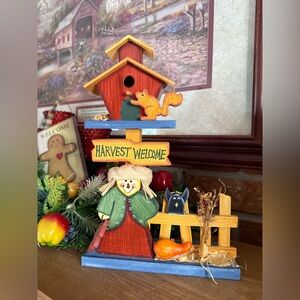 Vintage 1997 Harvest Scarecrow Welcome Birdhouse Wooden Decor